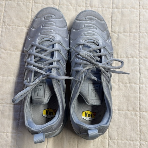✔️ Nike Air VaporMax Plus Shoes - Picture 2 of 6